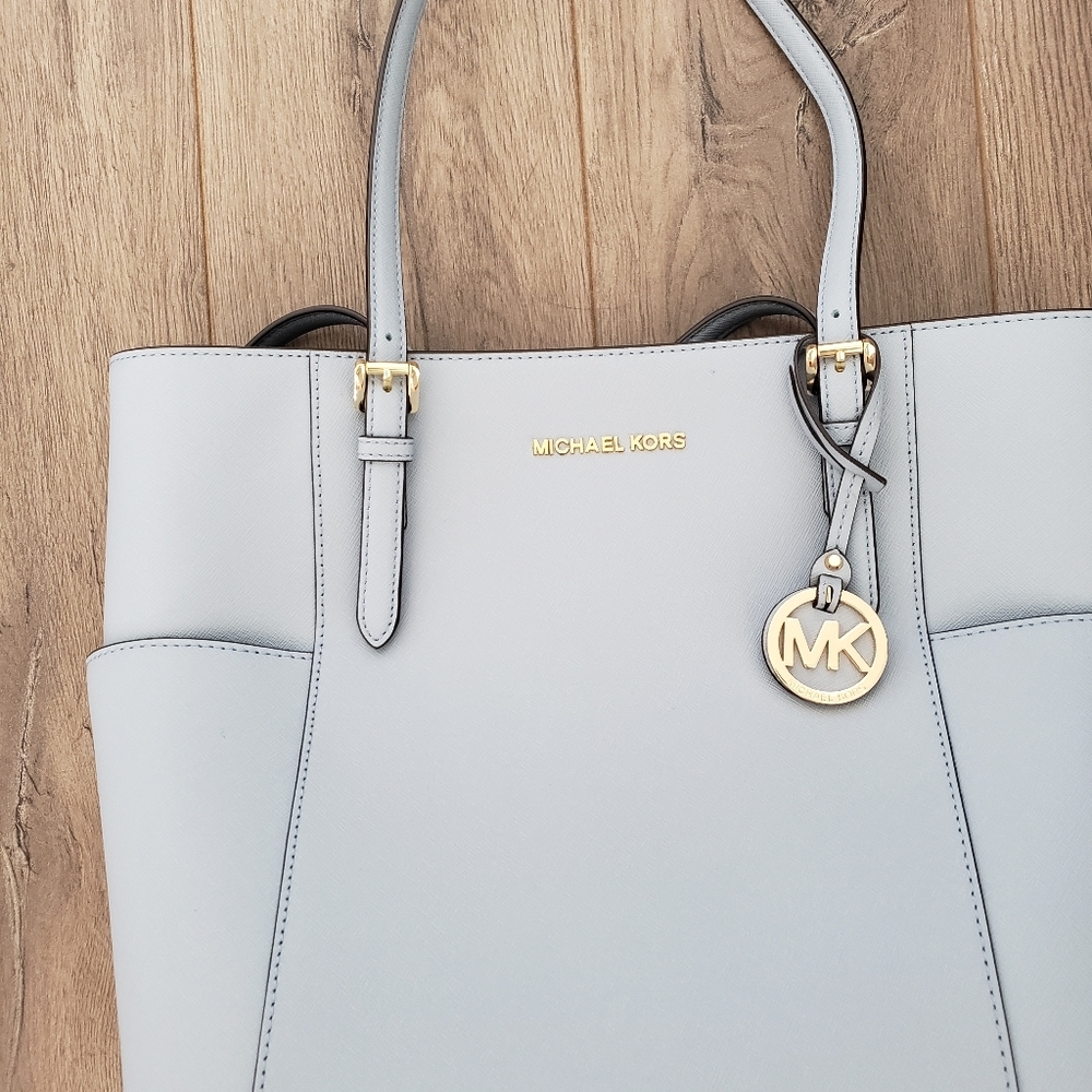 Michael Kors bag - Picture 2 of 6